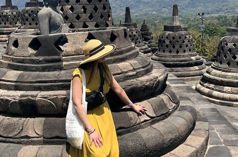 Borobudur Sonnenaufgangs-Besteigung & Prambanan mit Abholung
