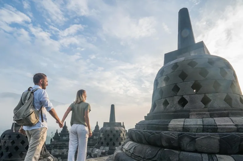 Borobudur Sonnenaufgang, Merapi Jeep & Prambanan
